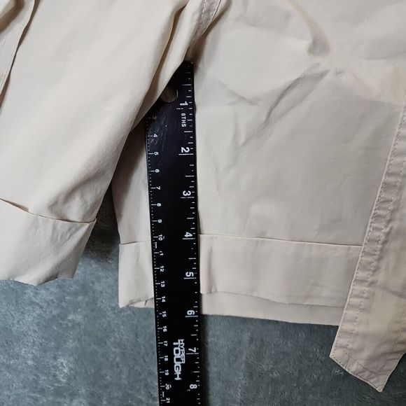 Briggs New York Women's Shorts New sz !2 Cotton Beige 5.5 in inseam - Picture 4 of 11